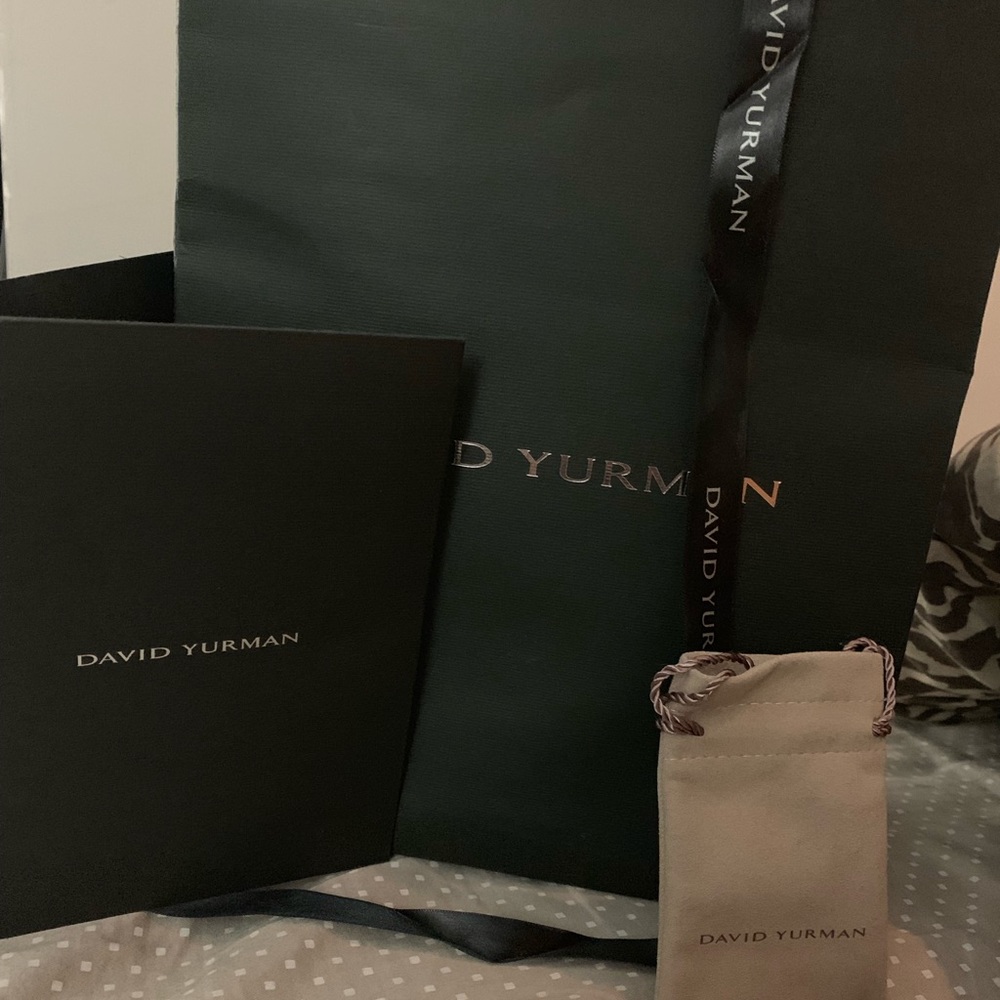 EMPTY david yurman bag, ribbon, card and pouch